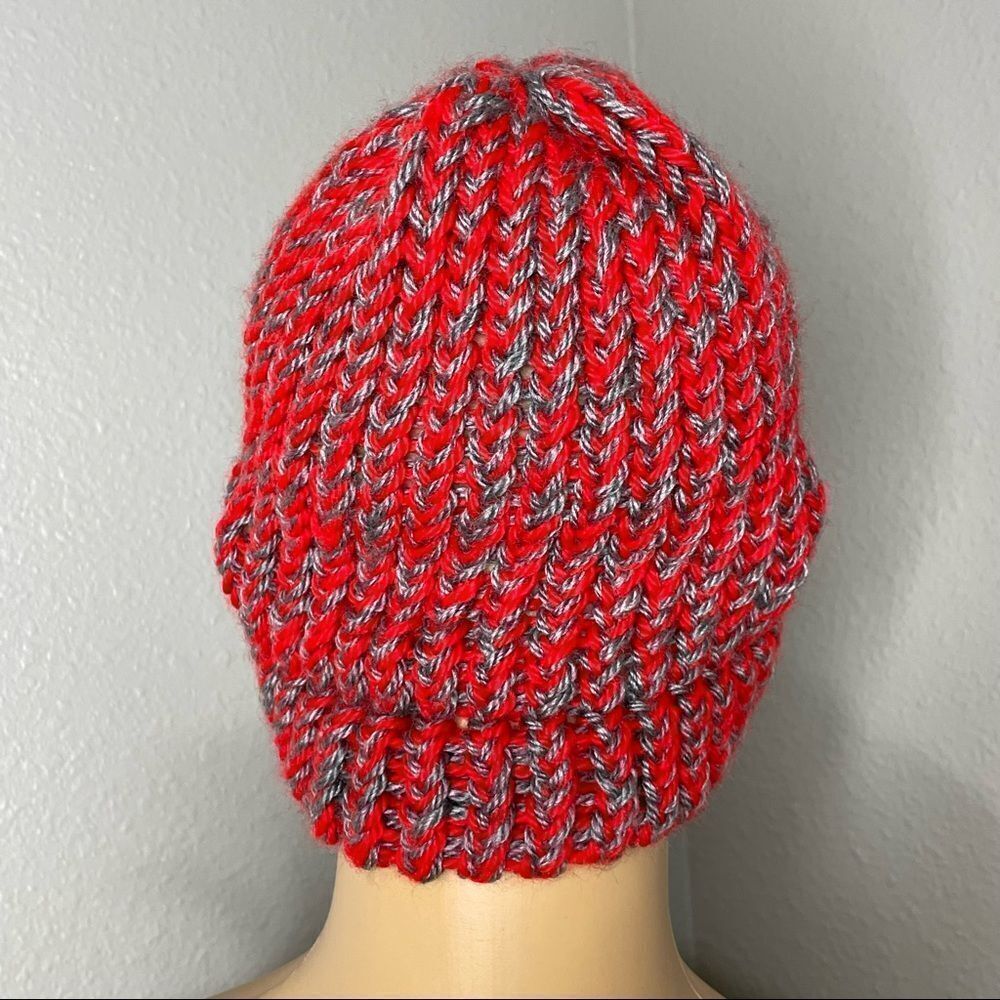 Red and Gray Hand Knitted Handmade Skull Cap Beanie Hat - Picture 4 of 6